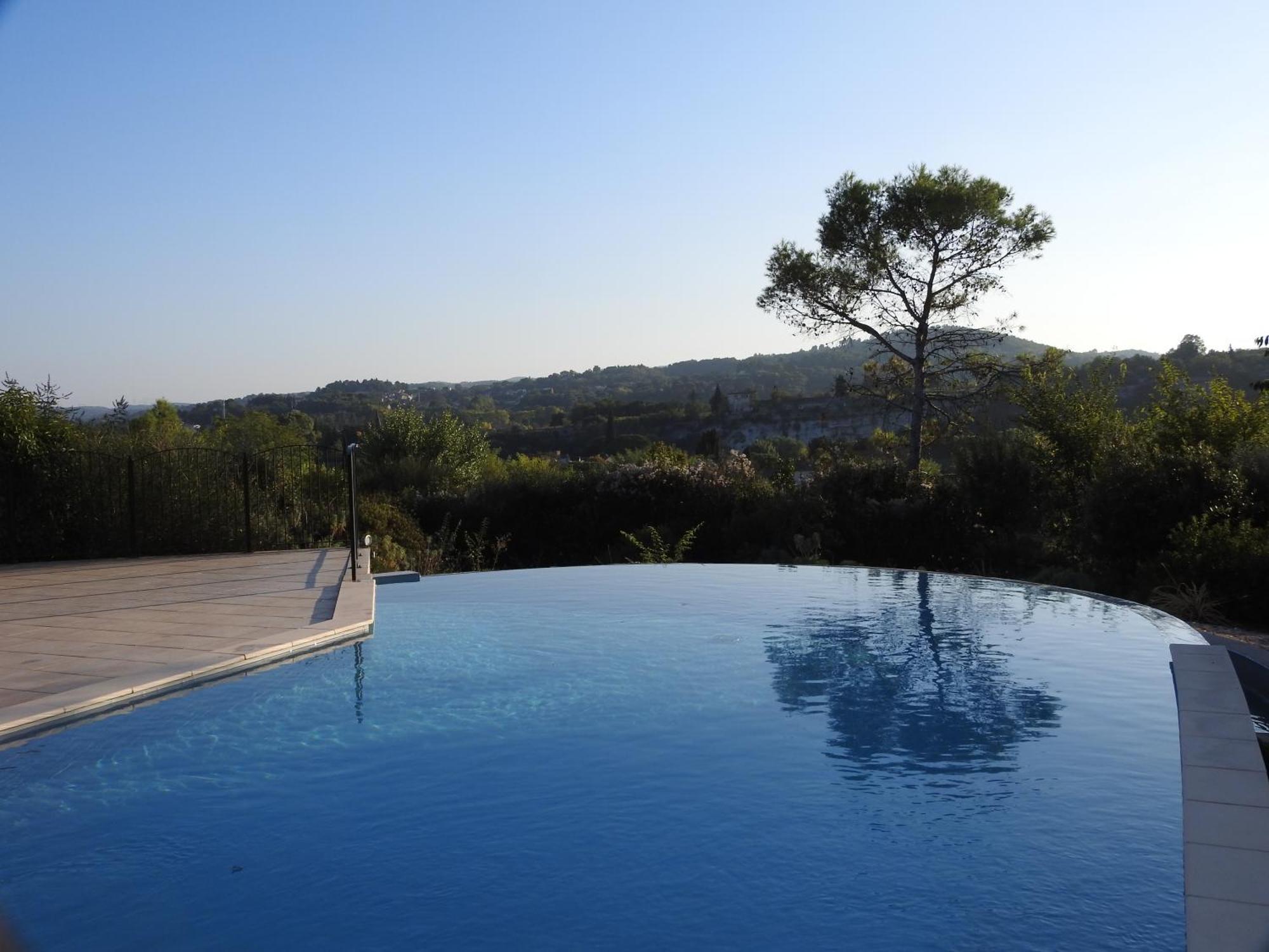 Superbe Appartement Dans Residence Avec Piscine Saint-Martin-dʼArdèche Екстериор снимка